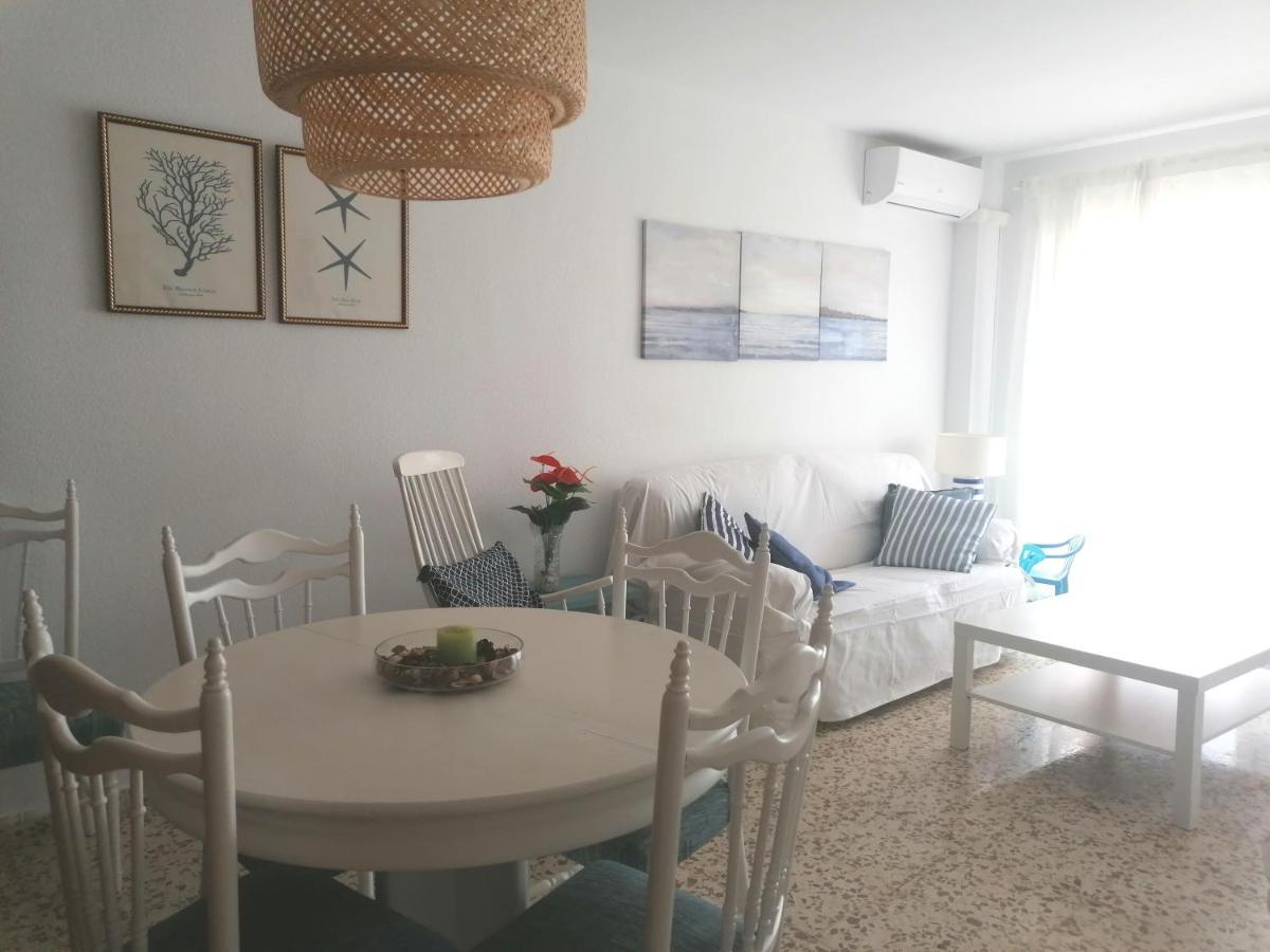 Piso Familiar Con Piscina Y Aparcamiento En Torre Del Mar - Edificio Ronda I Apartamento Exterior foto