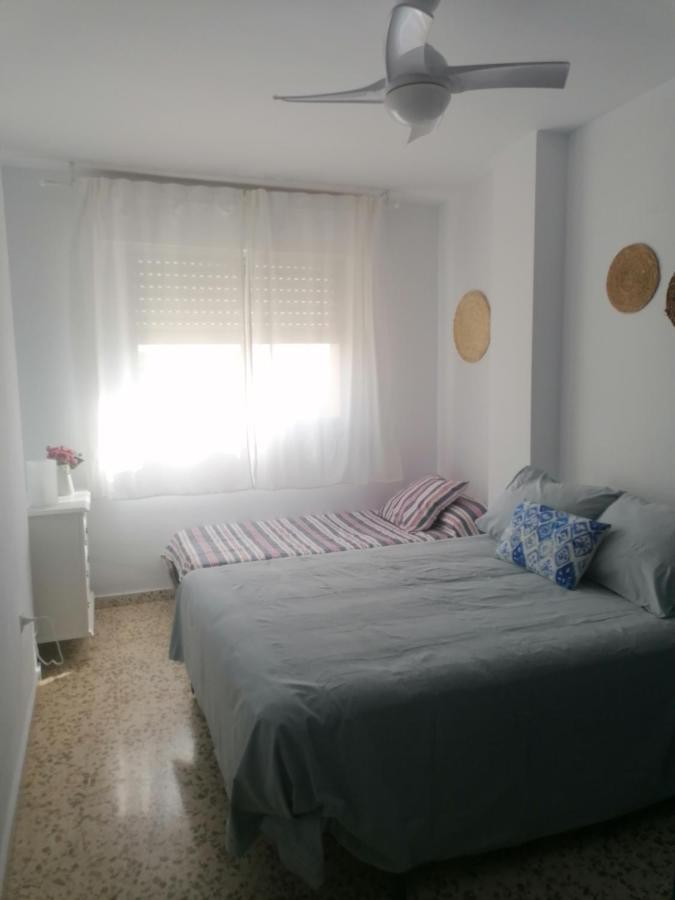 Piso Familiar Con Piscina Y Aparcamiento En Torre Del Mar - Edificio Ronda I Apartamento Exterior foto